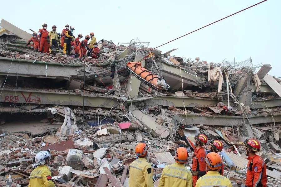 Rubble in Mandalay disaster zone